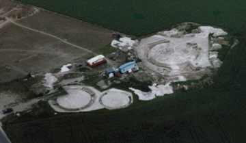 Lord of the Manor ring-ditch monuments 2B/C and 2A and possible Henge 2D