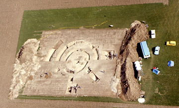 Aerial photograph of the excavations at LOM I in 1976