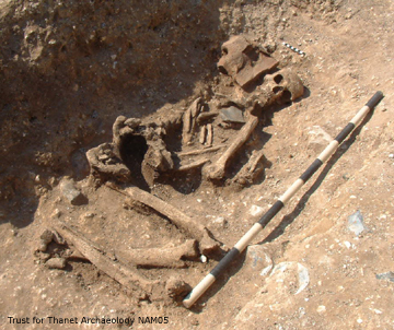 QEQM Beaker burial